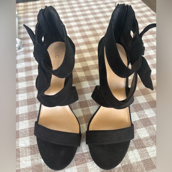 LC Lauren Conrad open toe chunky heel. 
Size: 9 - Picture 1 of 6